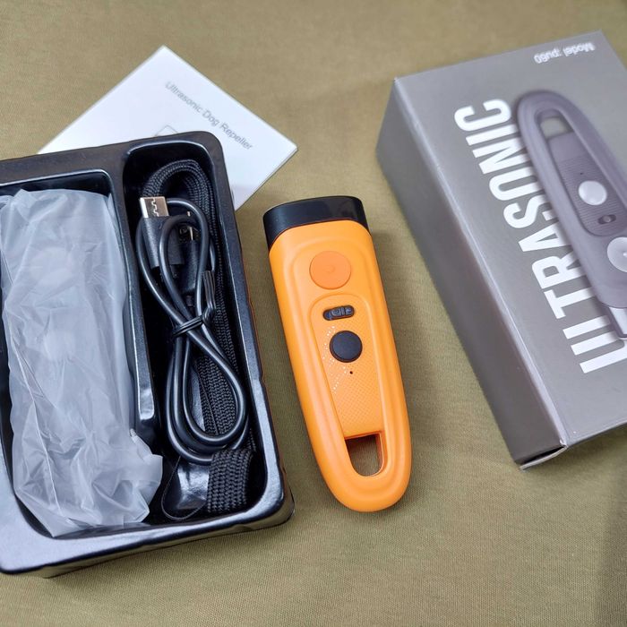 Крутой отпугиватель собак Ultrasonic PU-60 Orang потужний відлякувач