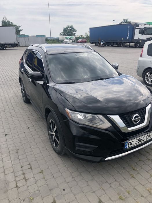 Nissan rogue 2017