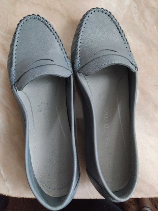 Продам нові   балетки