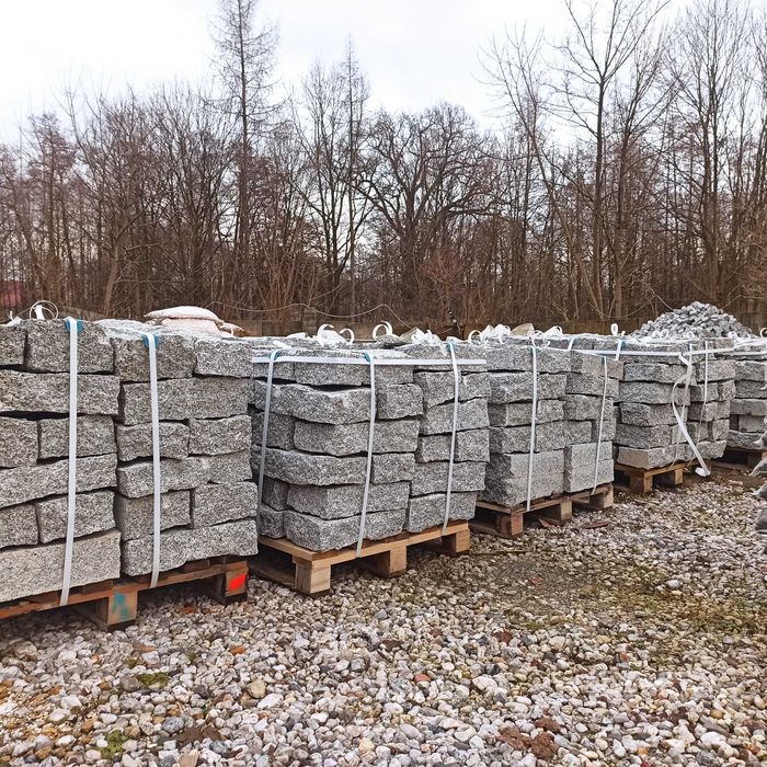 Kamień murowy Opornik bloczki granitowe kostka granitowa palisada