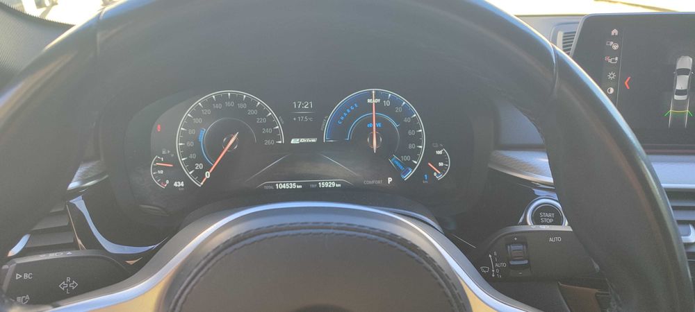 BMW 530e  híbrido plug in 2021