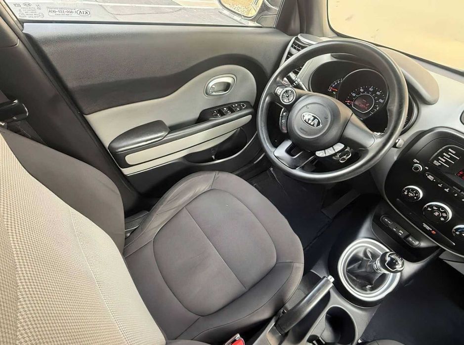 Kia Soul      2015