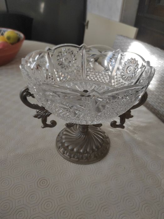 Fruteira em cristal e metal antiga