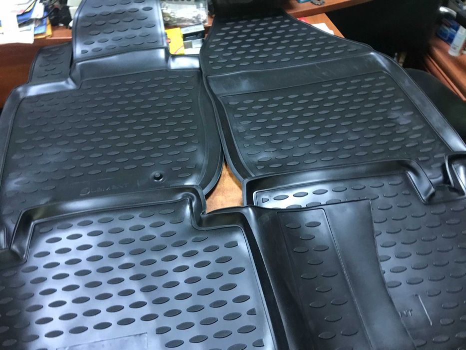 Новые ковры! TOYOTA RAV-4 Оригинальные резиновые Коврики JAPAN