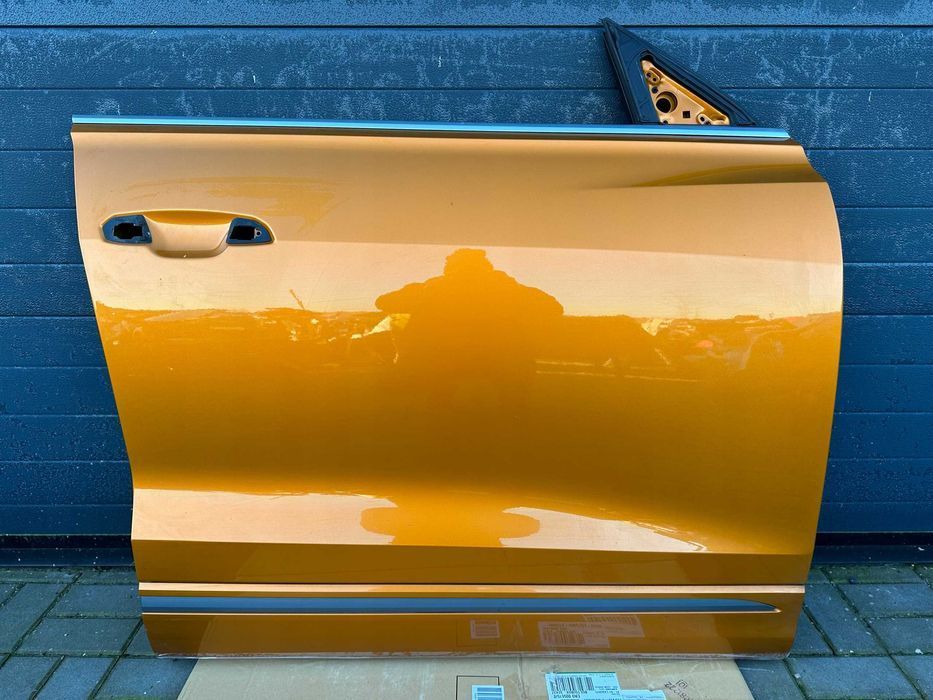 Двери передние задние правые левые Audi Q8 4M разборка