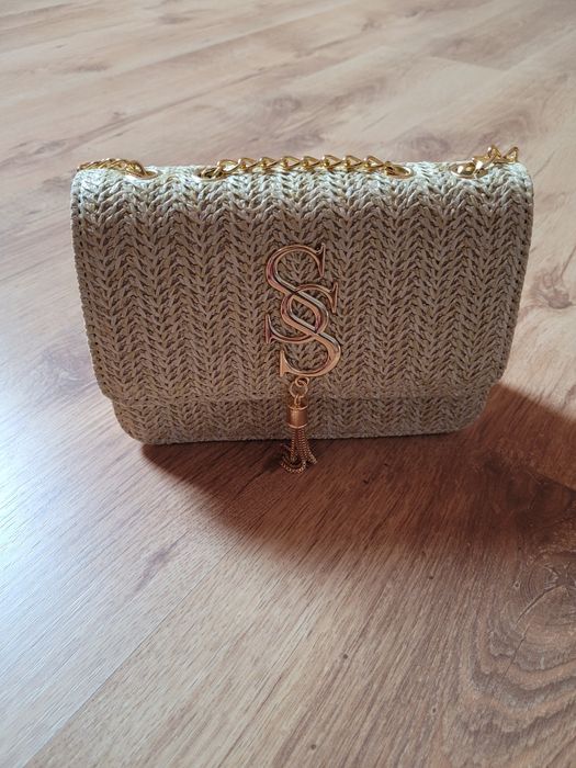 Torebka Nowa wiklinowa pleciona sztywna na lato na łańcuszku