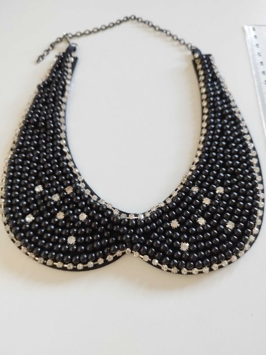 Nowy kołnierz z korali