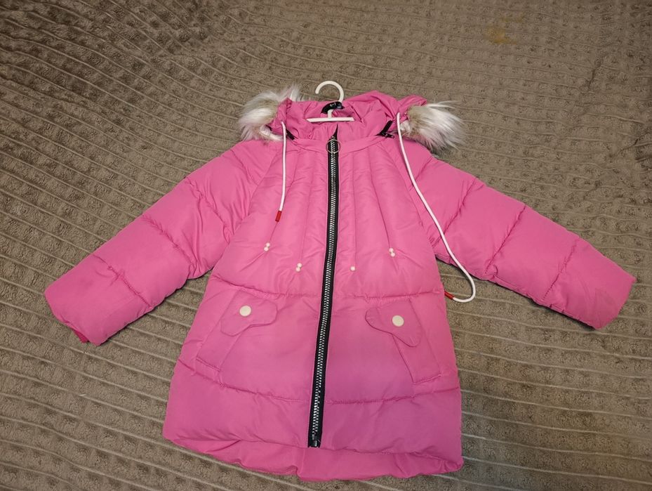 Дитяча зимова куртка на 4-5років