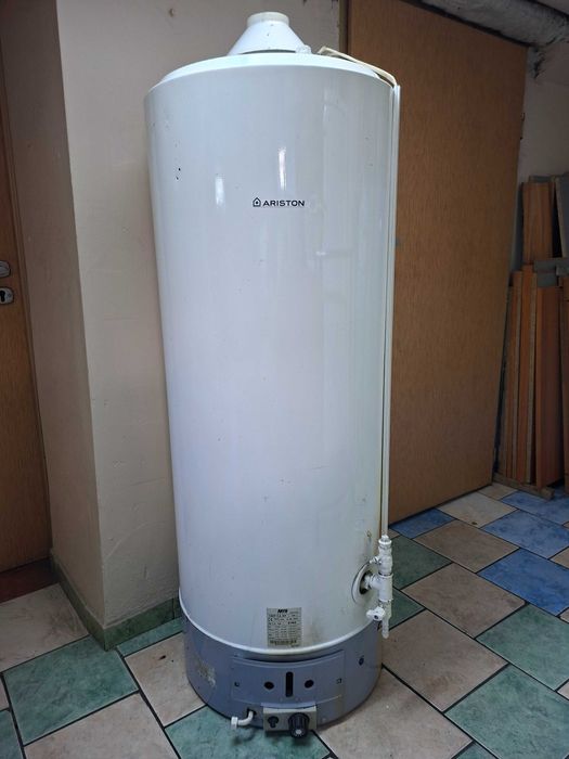 Bojler gazowy ARISTON 120 l.