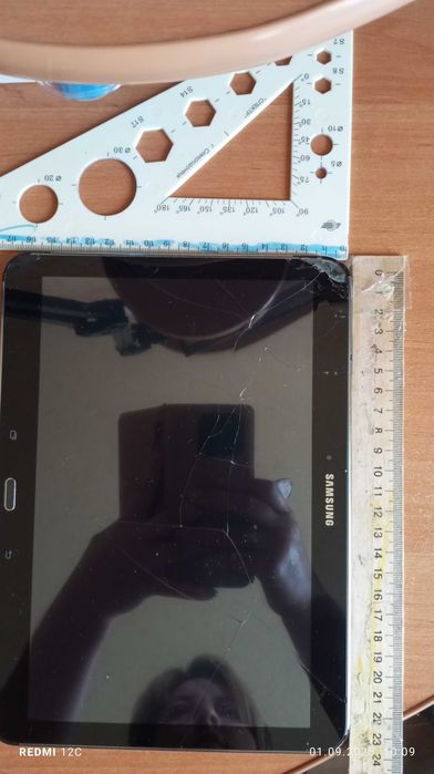 Телефон б/у планшет