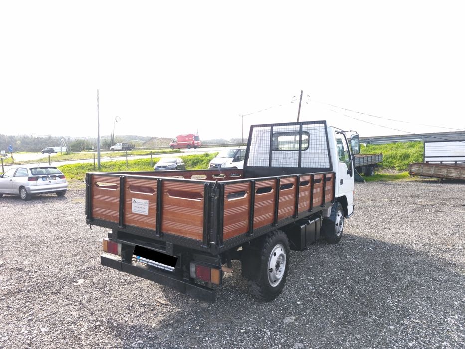 Isuzu   NKR  3.1