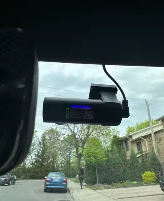 Регистратор в автомобиль с WI-FI управление через телефон