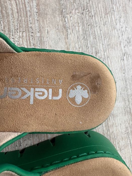 Klapki na platformie reiker r. 37 zielone modne