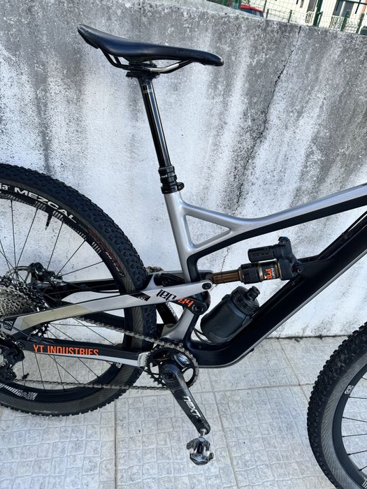 YT Jeffsy 29 CF Pro Race