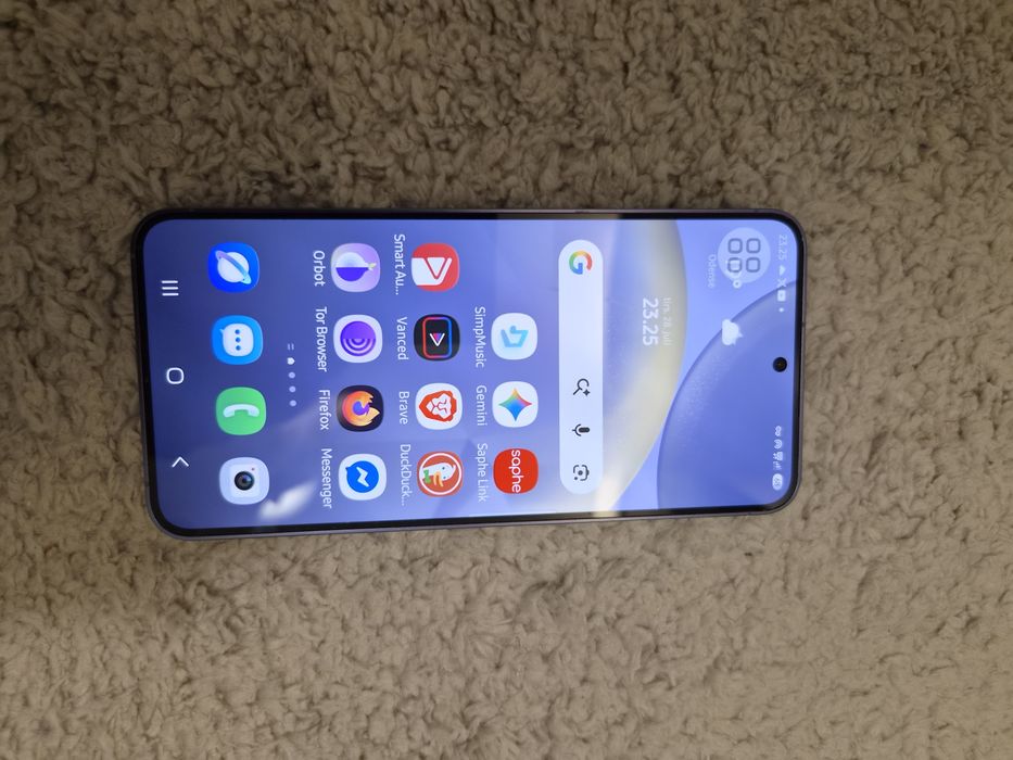 Samsung Galaxy  S24