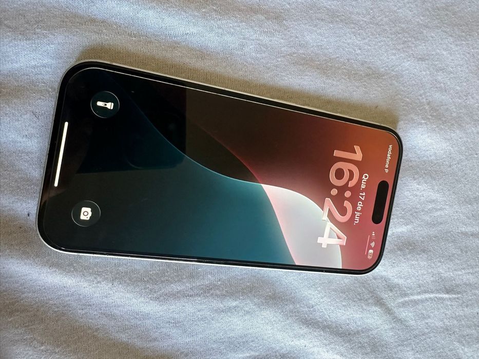 Iphone 16 em otimo estado