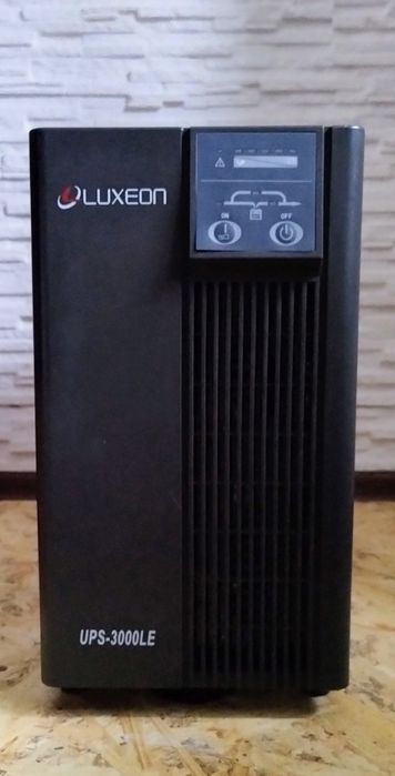 ИБП LUXEON UPS-3000LE (2100 ном.),инвертор,джб,правильная синусоида