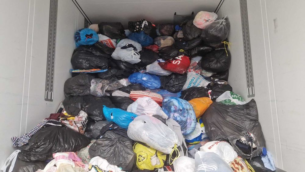 Odzież używana niesortowana z Walii - Bezpośredni importer!
