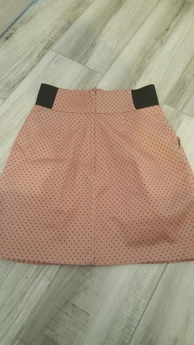 Spódniczka w kropeczki