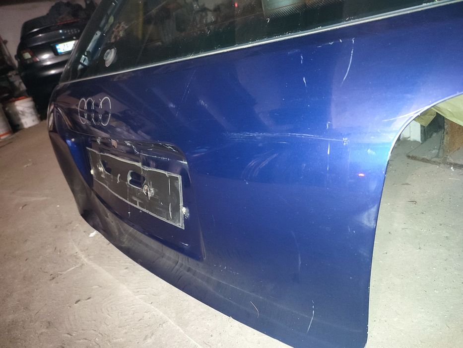 Klapa tylna tył Audi a4 B5