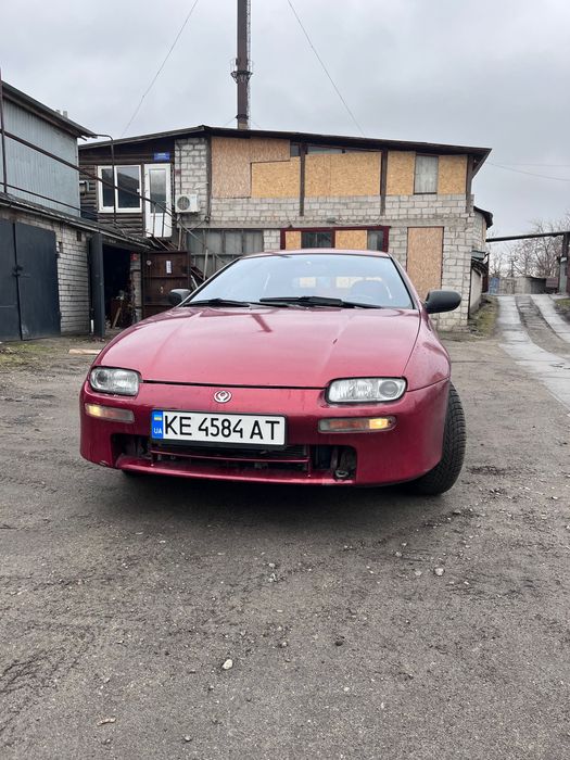 Mazda 323f 1998г 1.5 газ/бенз