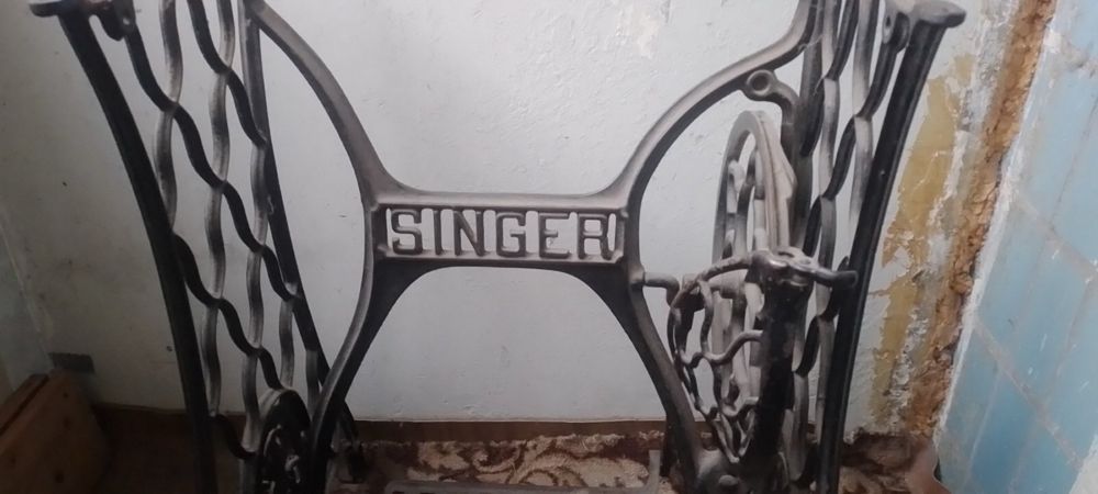 Продам ножки от швейной машинки