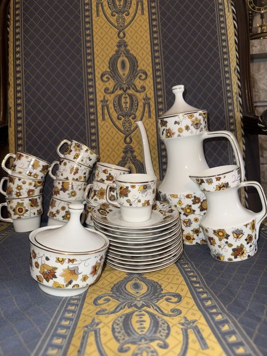 Serviço de café de porcelana