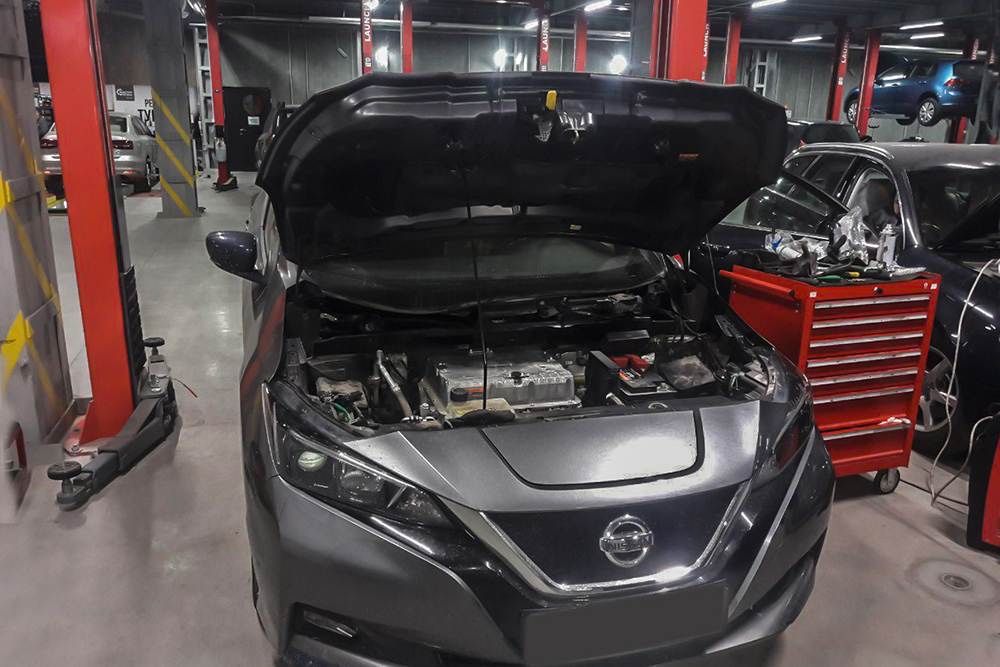 Встановлення автономного опалювача nissan leaf. Послуги СТО. Дзвоніть!