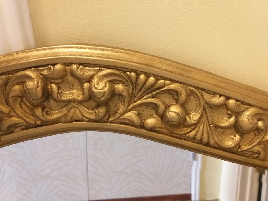 Grande espelho de parede madeira talha e gesso dourado