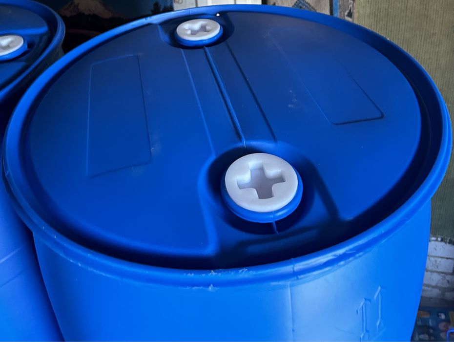 Бочки пластмасові 200л