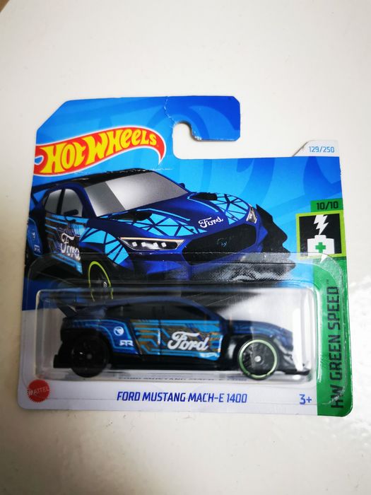 Ford Mustang Mach-E 1400 Treasure Hunt Hot Wheels 2024