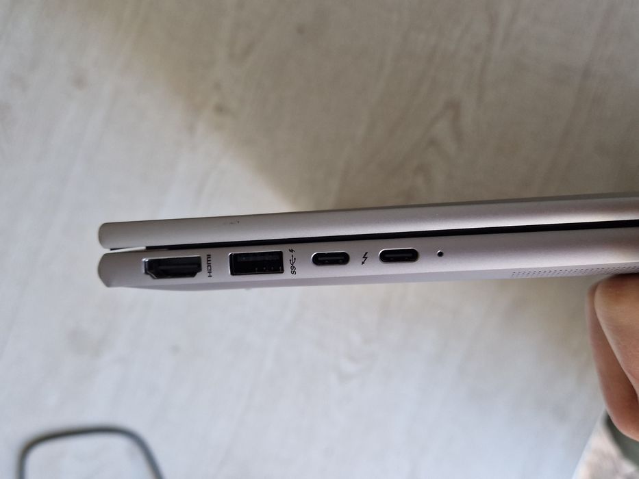 HP ZBOOK Firefly 16 cali G10