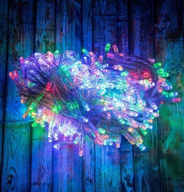 Гірлянда 500 ламп. 25 метрів. 8 режимів. Працює від мережі