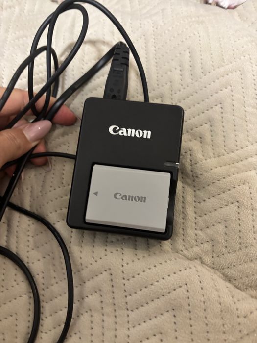 Camera canon EOS 450D