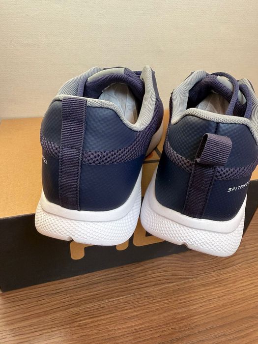 Новие кроссовки Fila 45р легкие