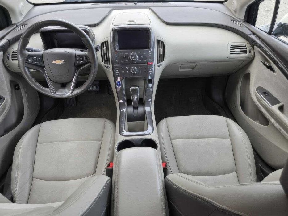 Chevrolet Volt Premium      2014