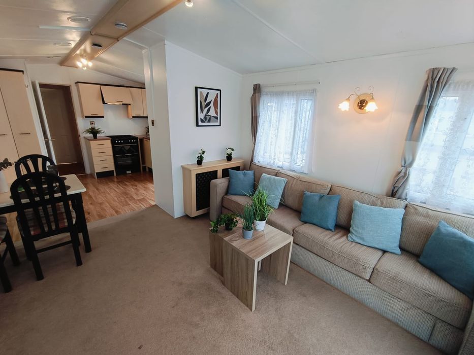 Domek mieszkalny BK Lulworth Całoroczny 12.0x3.7. 2 syp  TRANSPORT