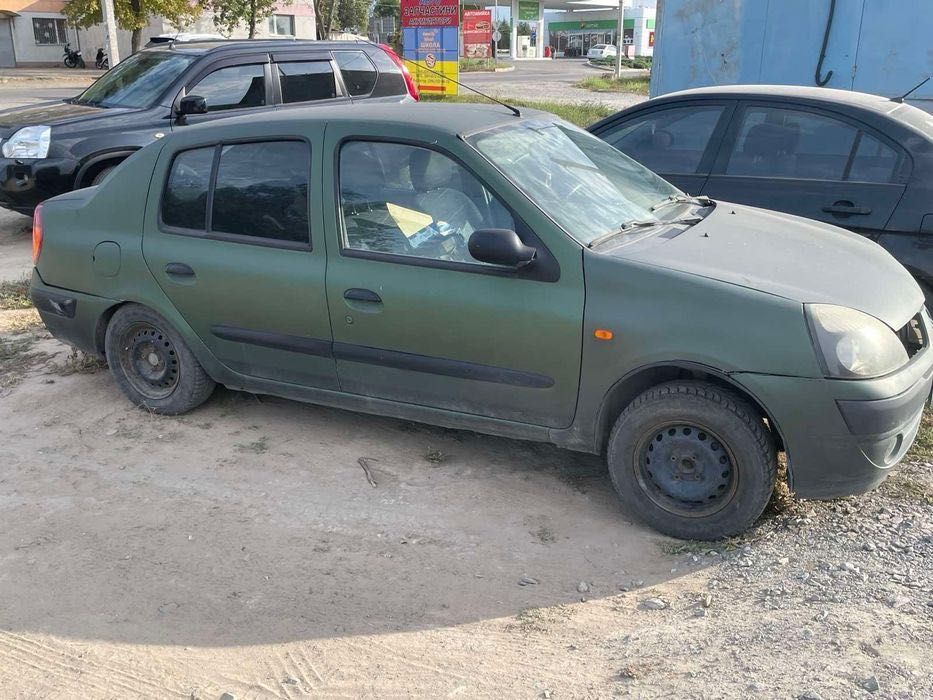Продам Renault Symbol під ремонт двигуна / на запчастини