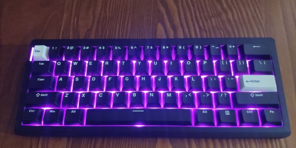 Кастомна GMK61. Бездротова ігрова механічна RGB хотсвапна клавіатура