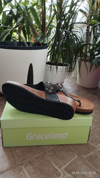 Жіночі шльопанці Graceland, 38 розмір