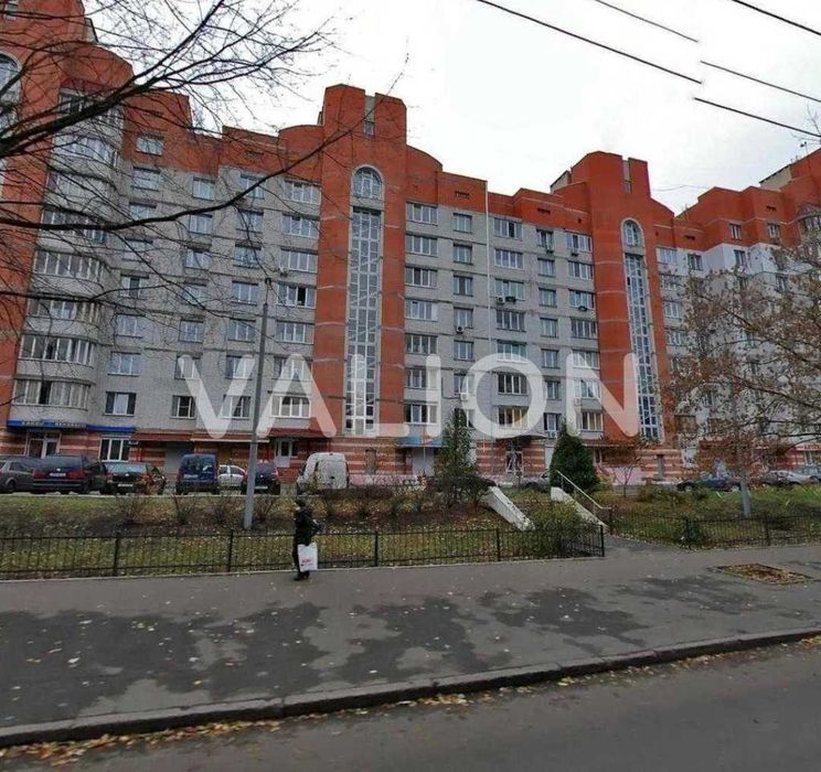 Продам 2кім.квартиру, 77кв.м., Солом'янський район Чоколівка вул.Донецька,37/19