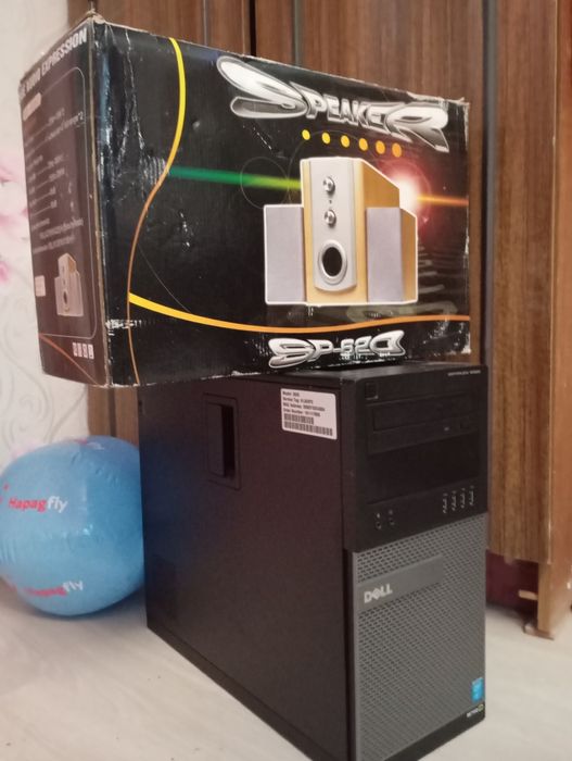 Комп'ютер і7- 8 ядерний.мощний і з хорошим звуком.