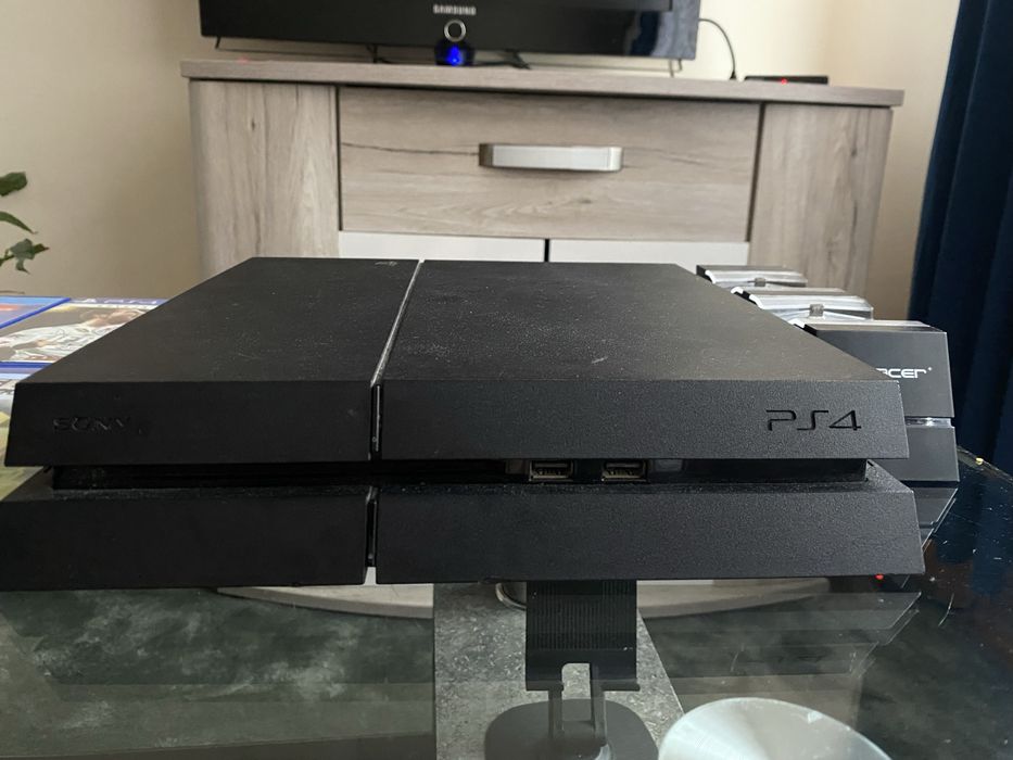 Konsola PS4 Fat 1 TB
