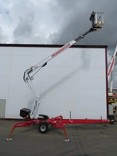 ПЕККАНІСКА ОРЕНДА причіпного телескопічного підйомника Dino 210XT