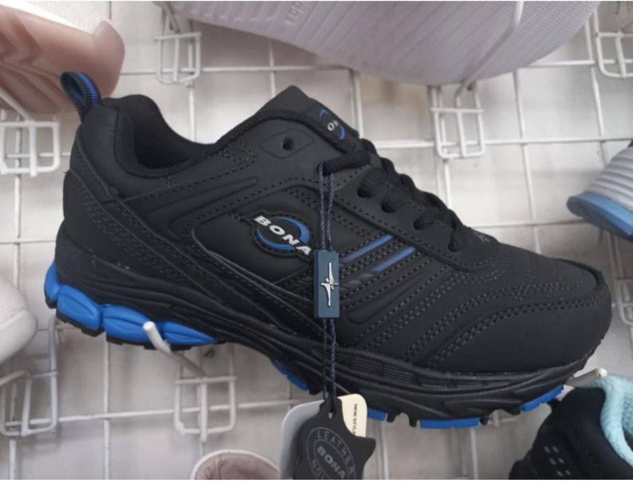 Кросівки макасини  bona