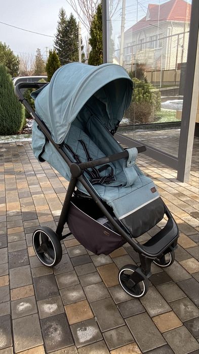 Прогулянковий візок Carrello Bravo(прогулочная коляска camino joy)