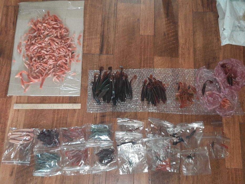 Рыболовные приманки силикон. Много. Цена за все.