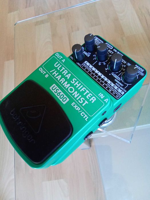 Behringer US600 ultra shifter harmonist