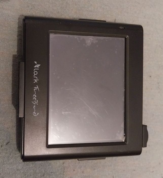 Nawigacja samochodowa+ładowarka+ uchwyt na szybę