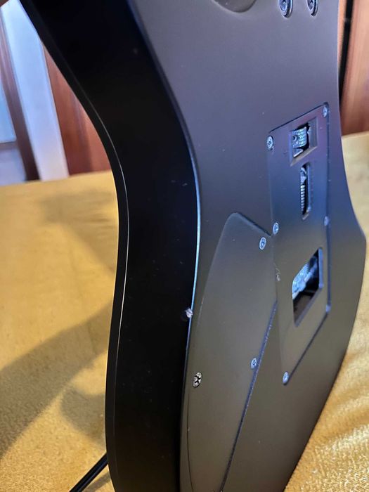 Guitarra Elétrica Ibanez RG320EXZ-BKF em ótimo estado – Pronta a tocar